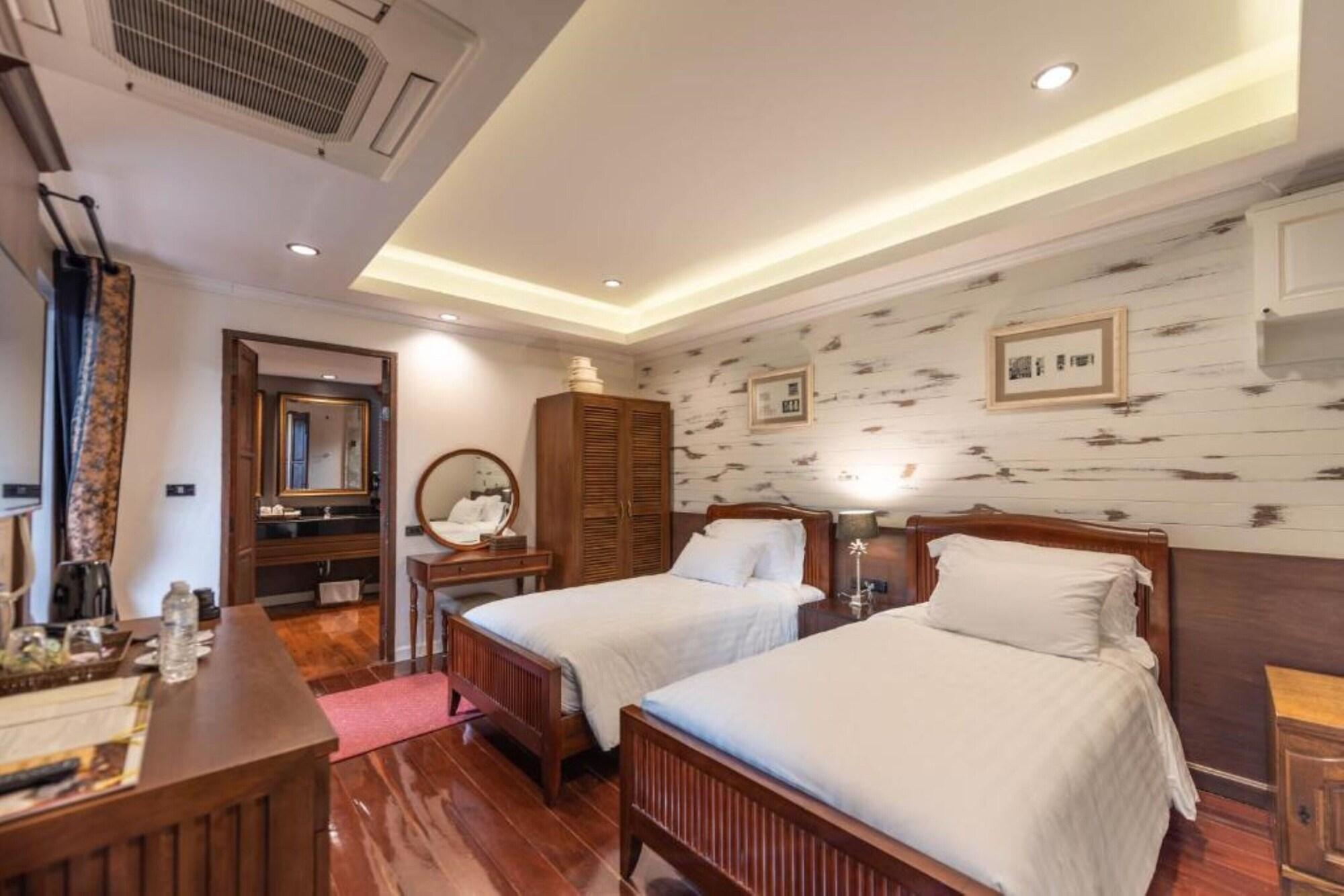 V Heritage Villa Chiang Mai Dış mekan fotoğraf