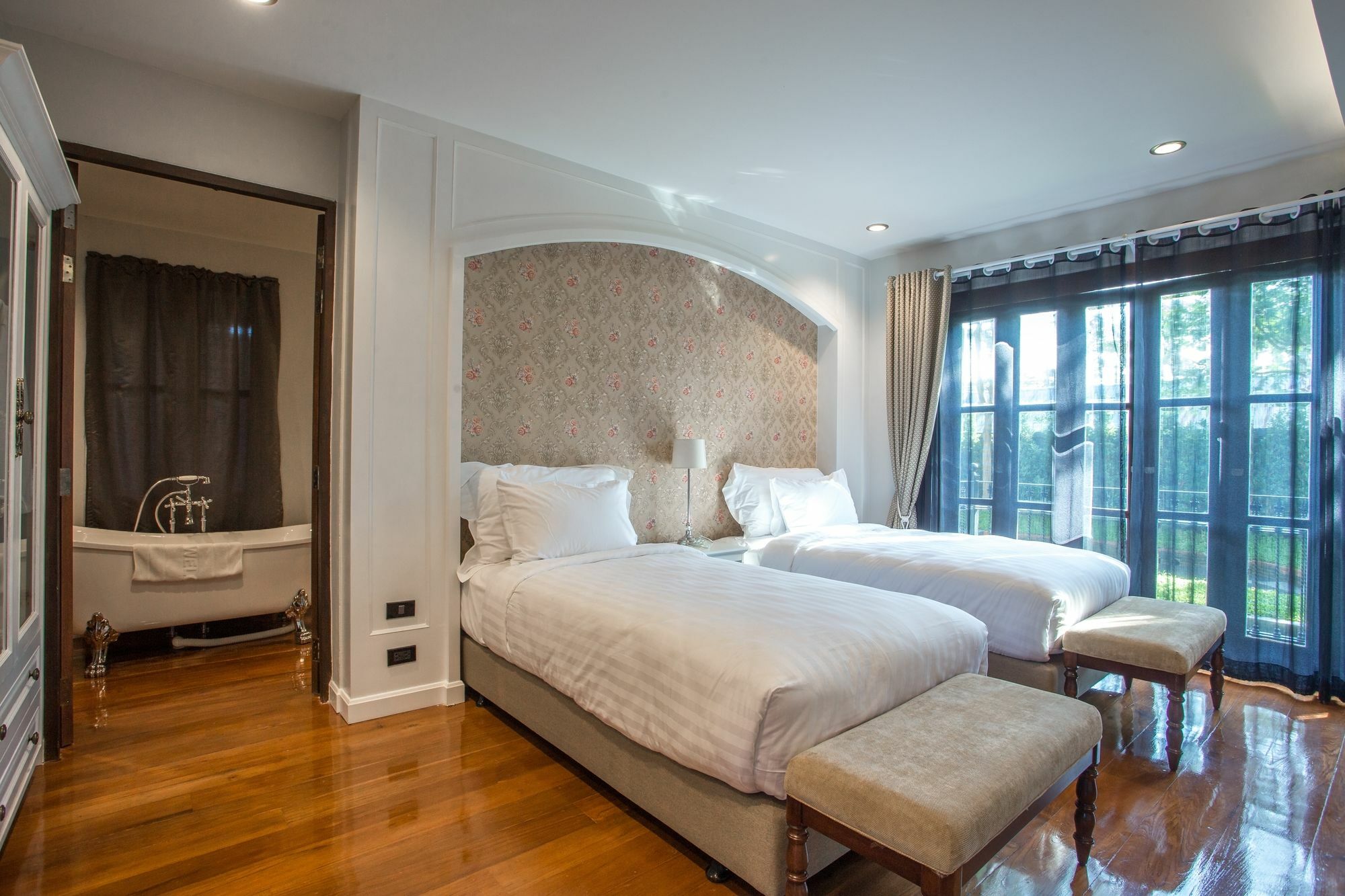 V Heritage Villa Chiang Mai Dış mekan fotoğraf